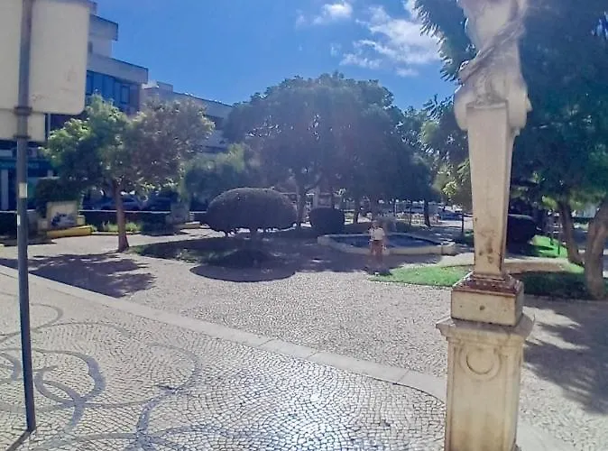 Duplo Baixa De Junto A Estacao Ferroviaria Alloggio in famiglia Portimão