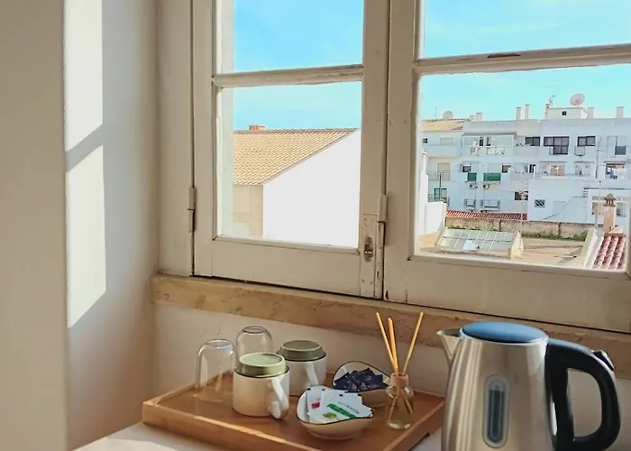 Duplo Baixa De Junto A Estacao Ferroviaria Alloggio in famiglia